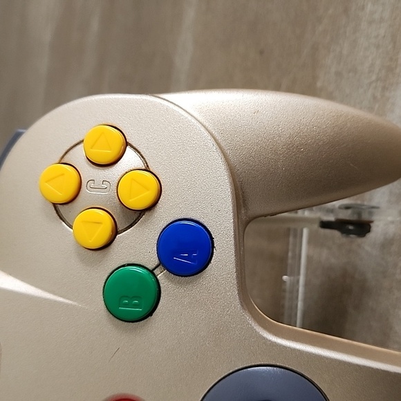 Nintendo 64 N64 Gold Controller Authentic OEM NUS-005 TESTED WORKS - Picture 3 of 10